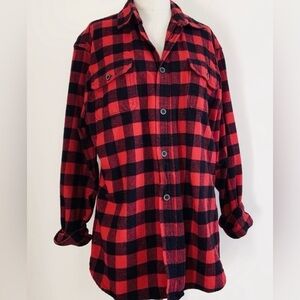Buffalo Plaid  Button Up men’s XLT Heavy Flannel Shirt BLACK & Red long sleeve .